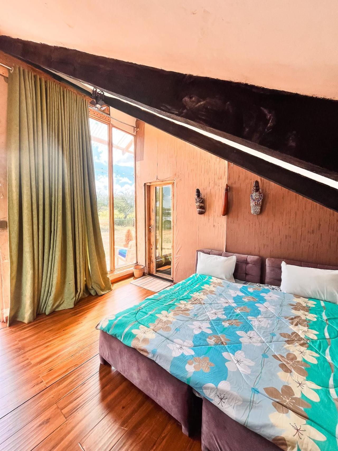 Kilimanjaro View Cabin-Amboseli Oloitokitok Camera foto
