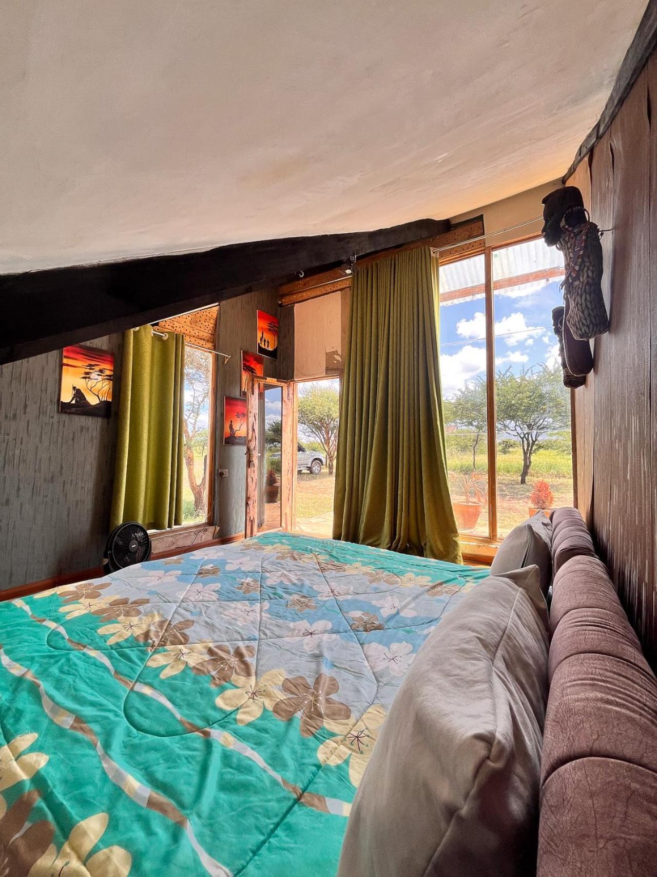 Kilimanjaro View Cabin-Amboseli Oloitokitok Camera foto