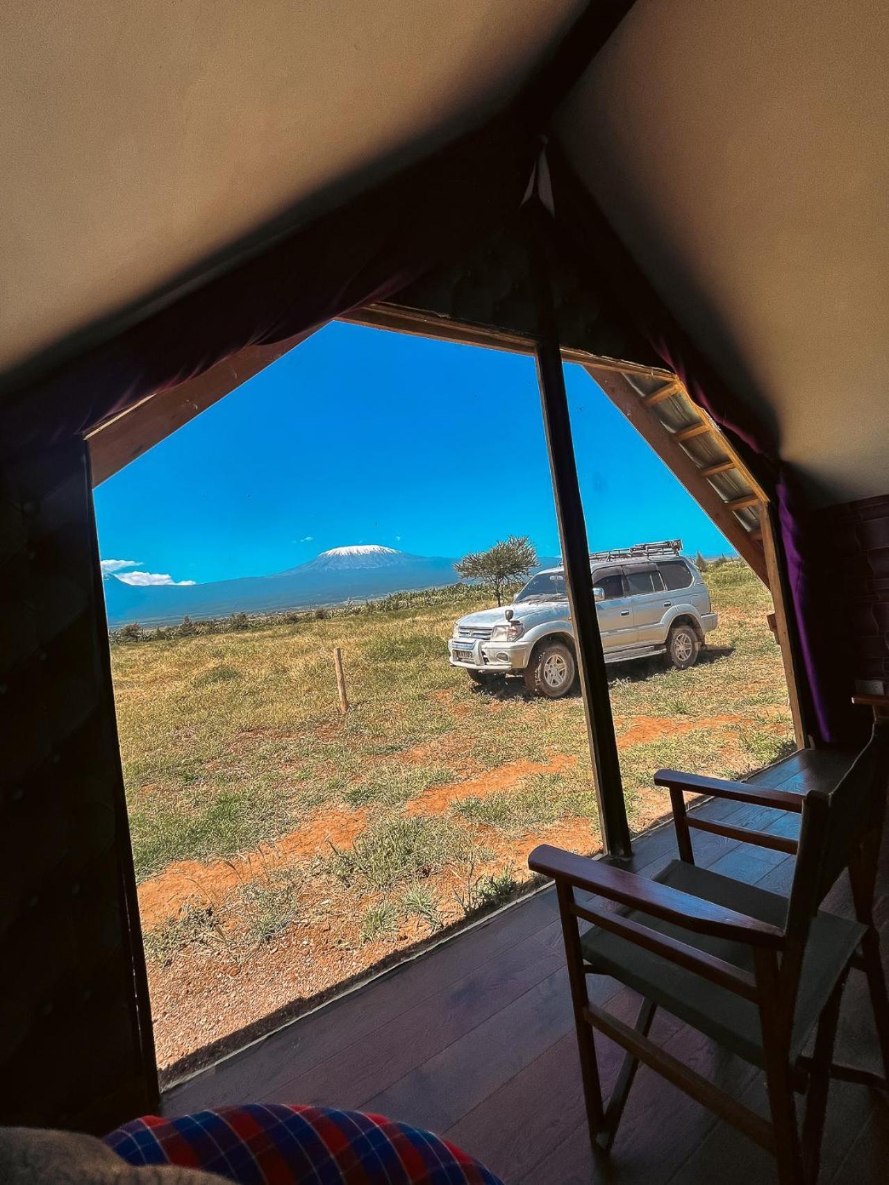 Kilimanjaro View Cabin-Amboseli Oloitokitok Esterno foto