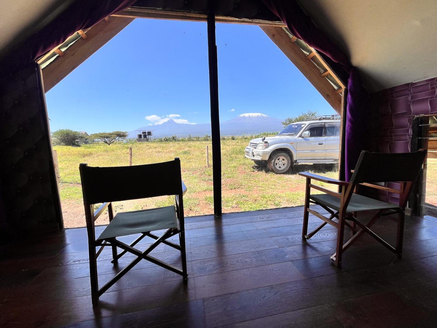 Kilimanjaro View Cabin-Amboseli Oloitokitok Esterno foto